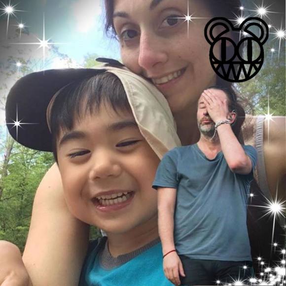 Meet your Posher, Juliana - Picture 2 of 2